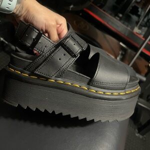 Dr. Martens Women size 5